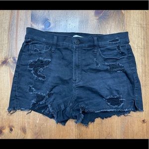 Black cuttoff shorts